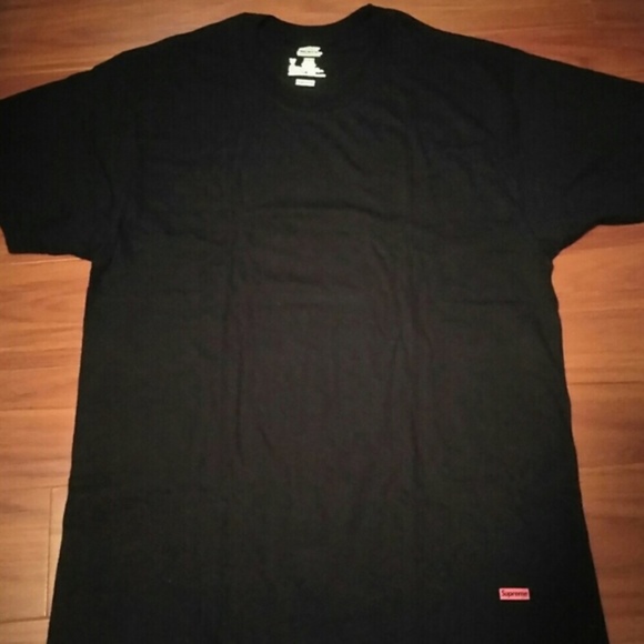 supreme hanes black tee